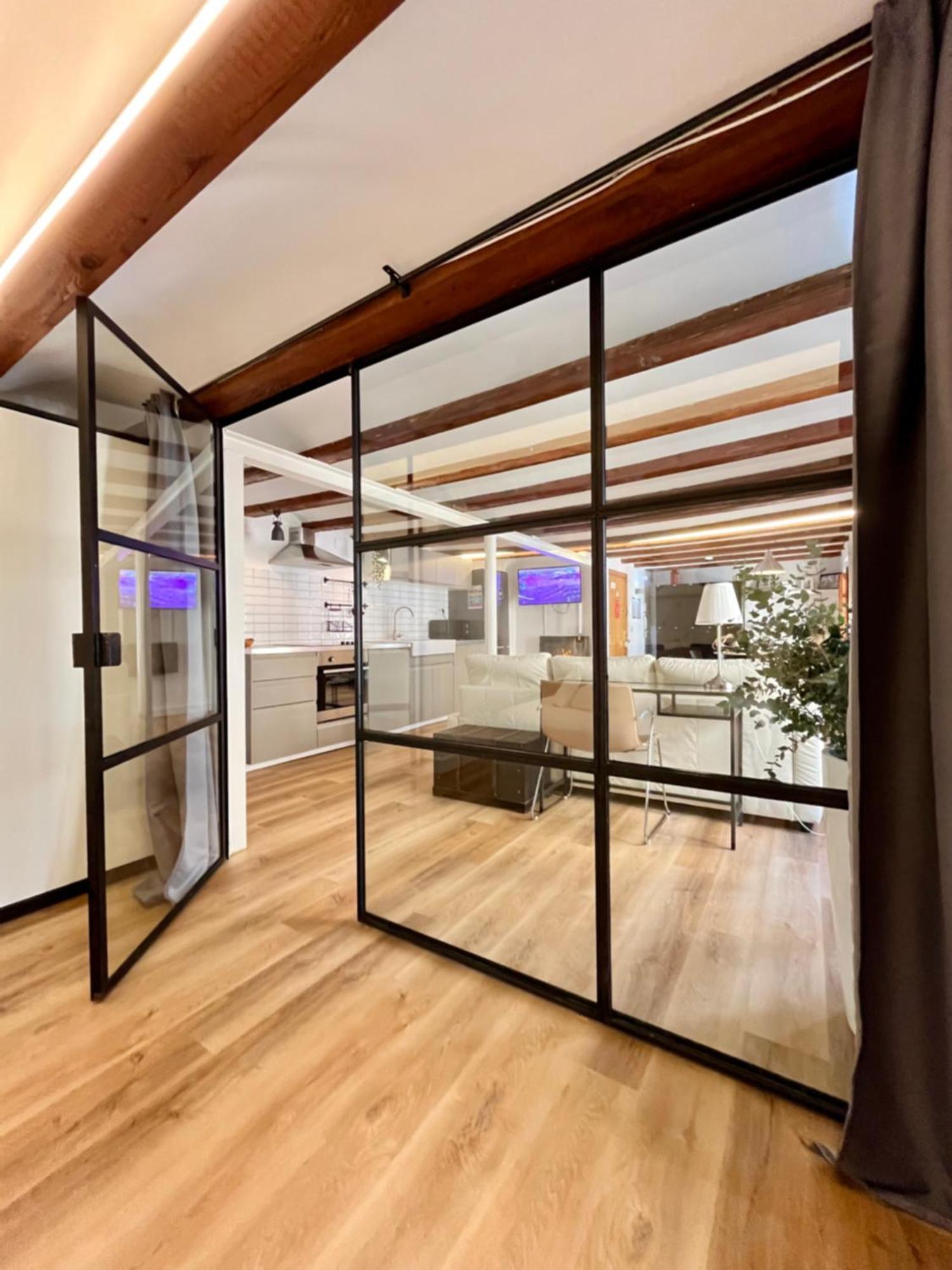 Werentvlc - Encantador Loft Casco Antiguo فالنسيا المظهر الخارجي الصورة