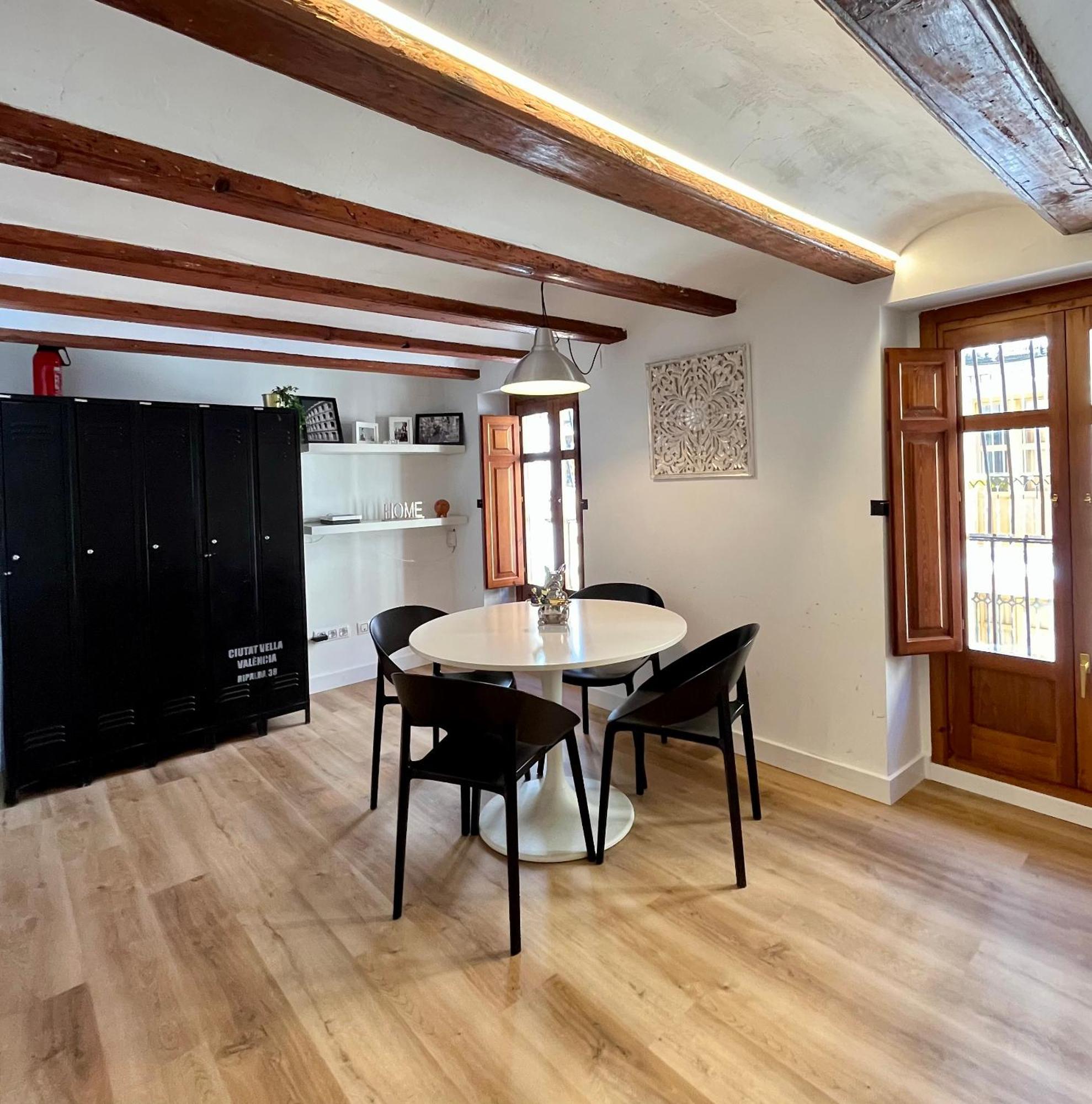 Werentvlc - Encantador Loft Casco Antiguo فالنسيا المظهر الخارجي الصورة